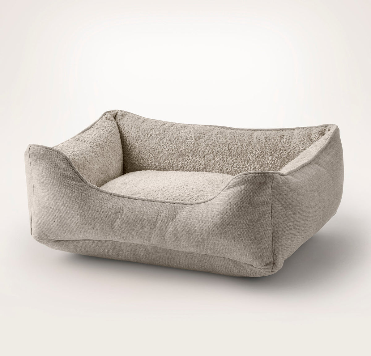 Piped Edge Pet Bed